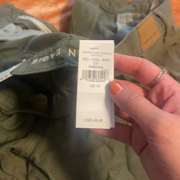 Never worn American Eagle shorts size 10 - Picture 3 of 3
